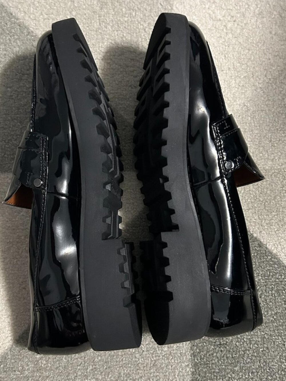 Franco Sarto Cassandra Black Patent Leather Penny Loafers Lug Sole Women's 7.5M - Picture 8 of 12